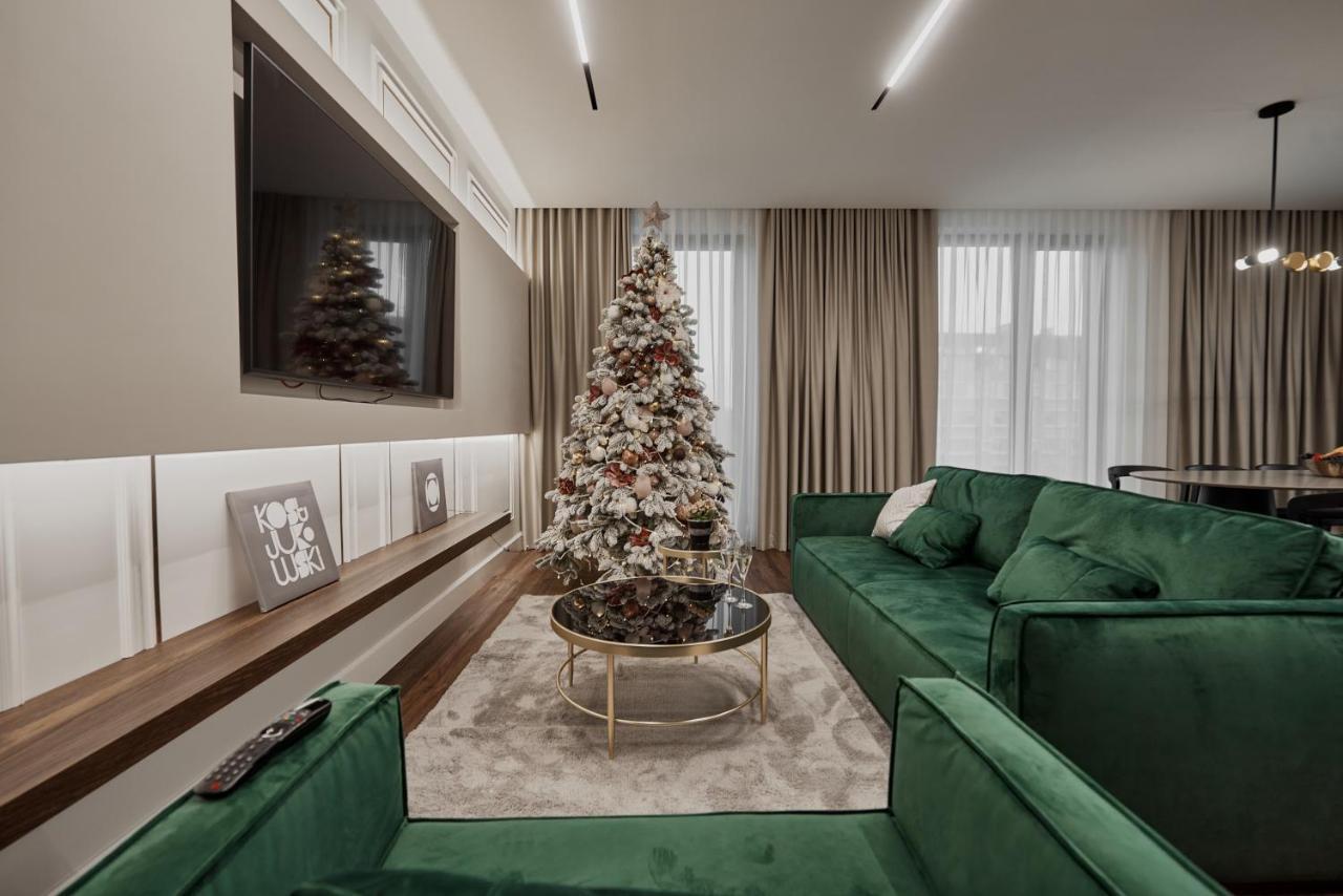 Kostjukowski Apartments Avalon Lviv Dış mekan fotoğraf