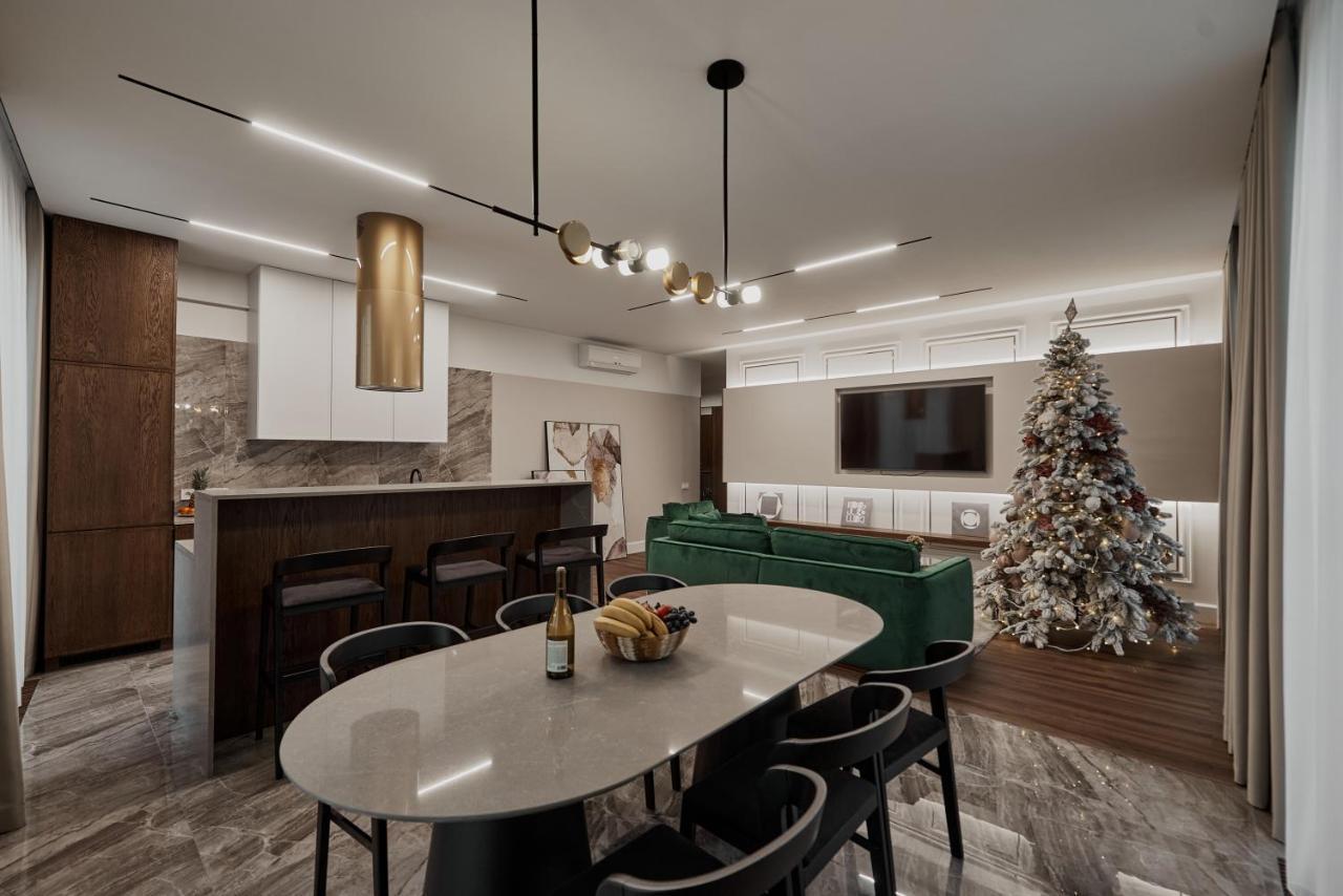 Kostjukowski Apartments Avalon Lviv Dış mekan fotoğraf